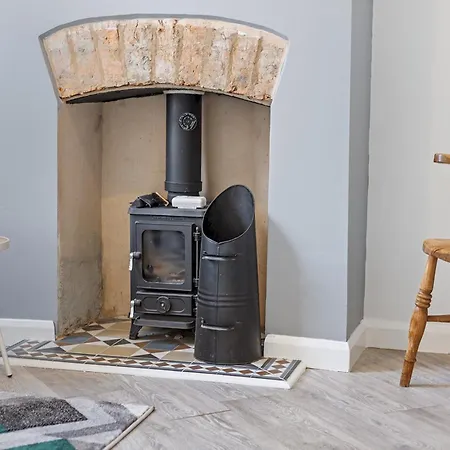 Semesterbostad Pass The Keys Stunning 3-bed Retreat In The Heart Of