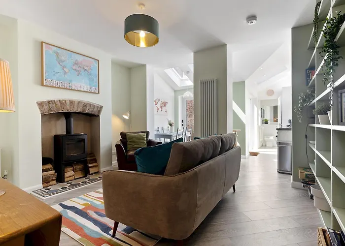 Pass The Keys Stunning 3-bed Retreat In The Heart Of * York