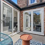 Pass The Keys Stunning 3-bed Retreat In The Heart Of